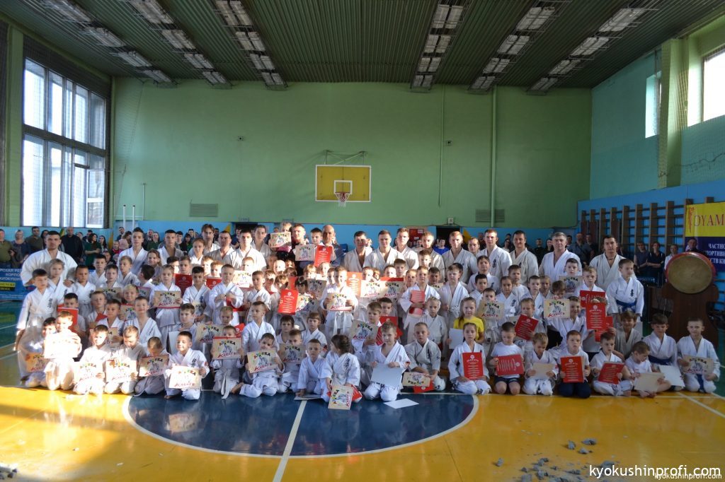 Торжественное посвящение в адепты Киокусинкай 2019