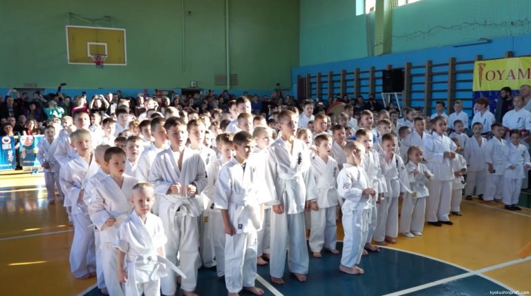 Как избежать агрессивного поведения у подростков