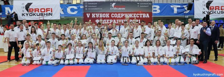 Фотографии V Кубка Содружества федераций Киокушинкай каратэ (2/2)