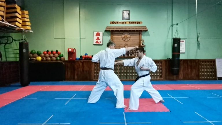 Бункай: Нихоммэ в каратэ