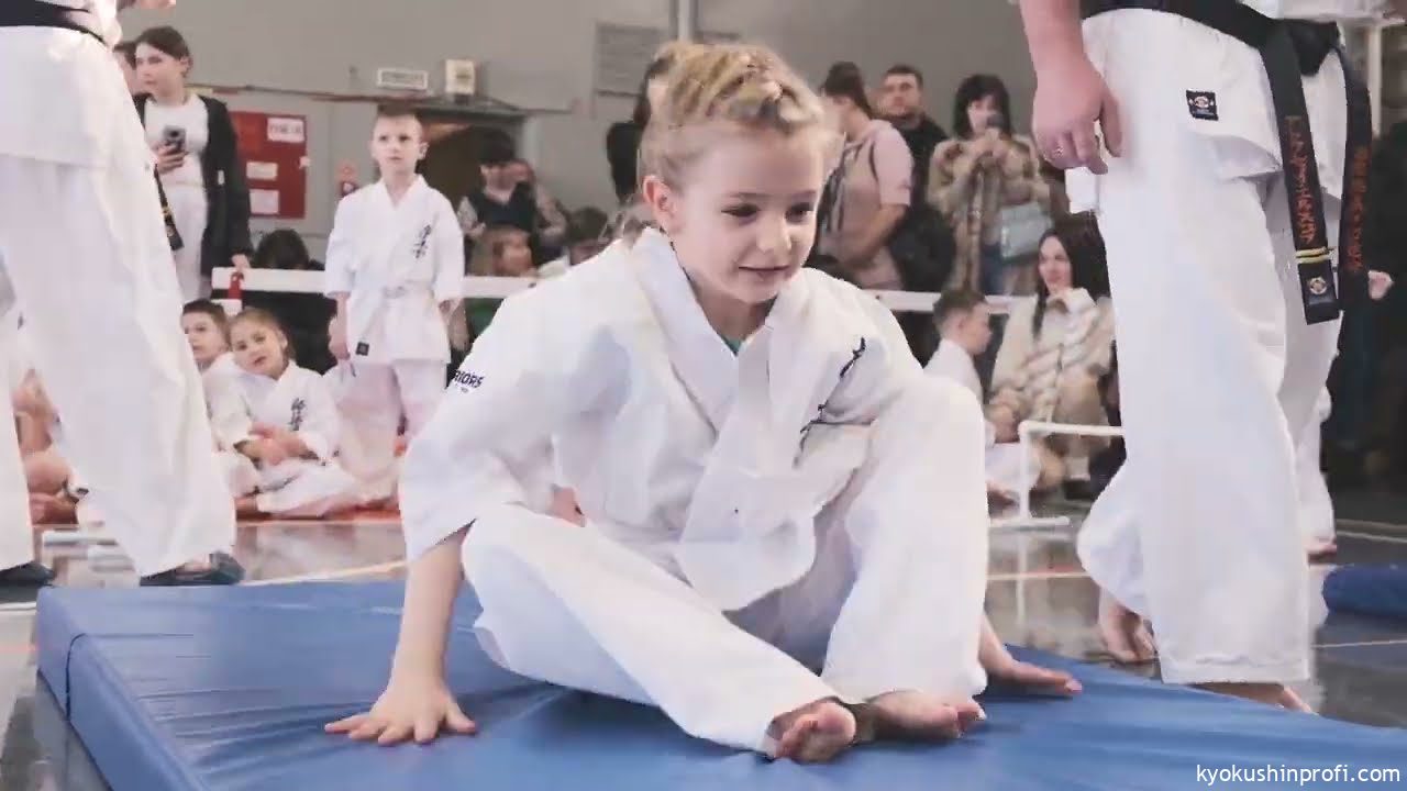 Новогоднее Поздравление для Спортсменов – Международный союз «Киокушин ...