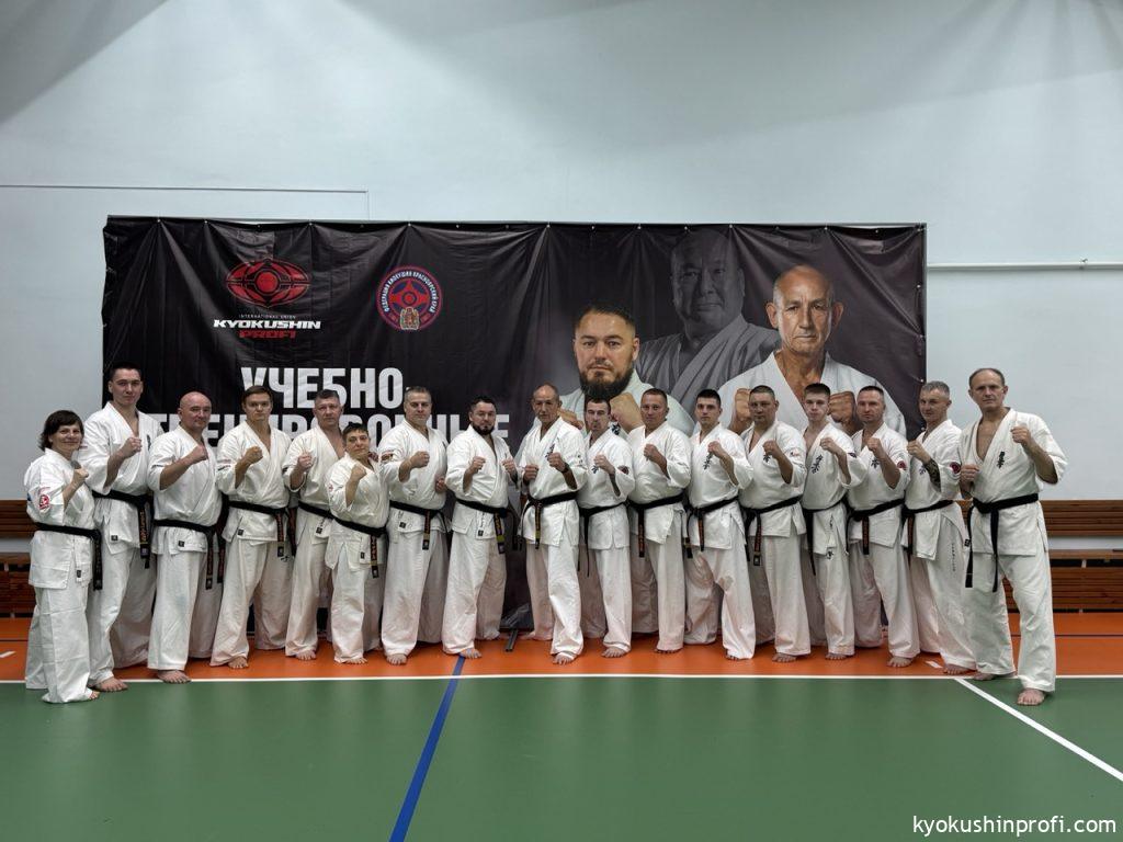 В городе Красноярск стартовали учебно-методические тренировочные сборы для тренеров-преподавателей каратэ